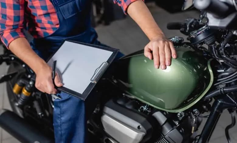 Ile kosztuje rejestracja motoroweru? Sprawdź, co musisz wiedzieć