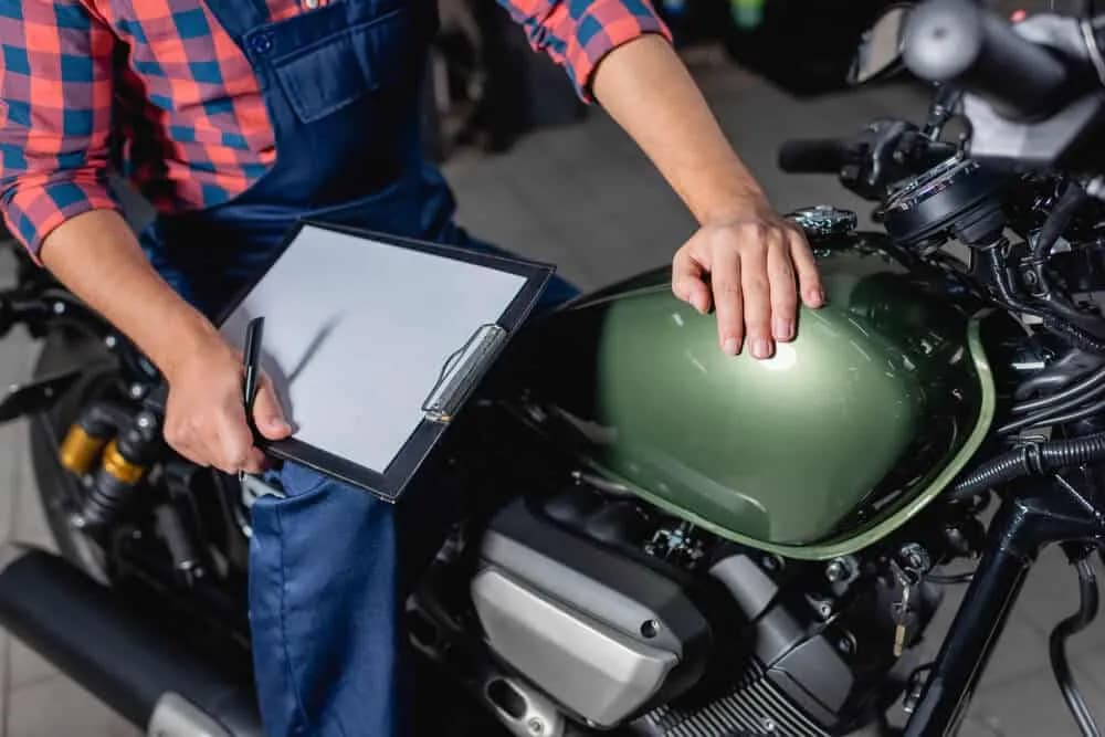 Jak zarejestrować motorower bez dokumentów i uniknąć problemów?